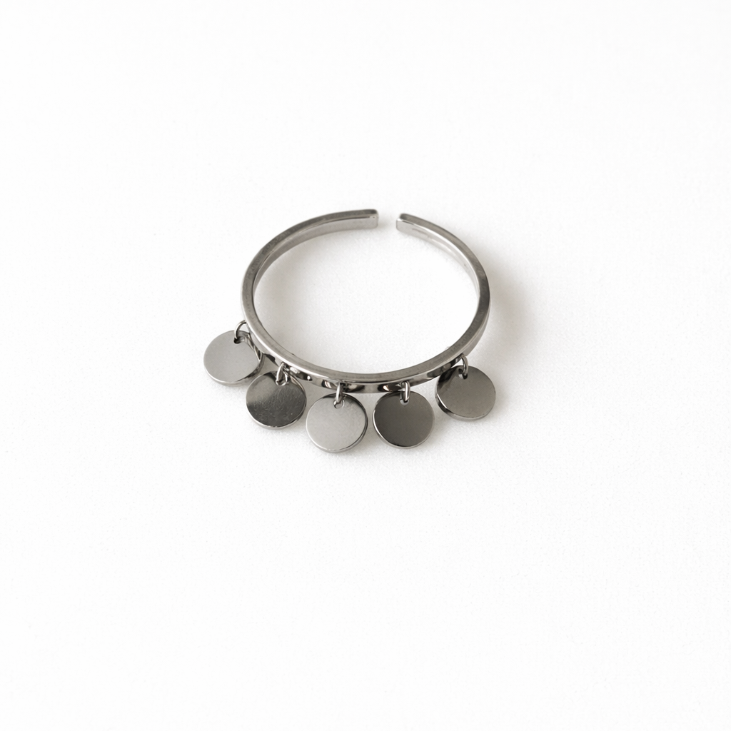 Bague ajustable en acier inoxydable avec médailles pendantes – Bijou minimaliste femme
