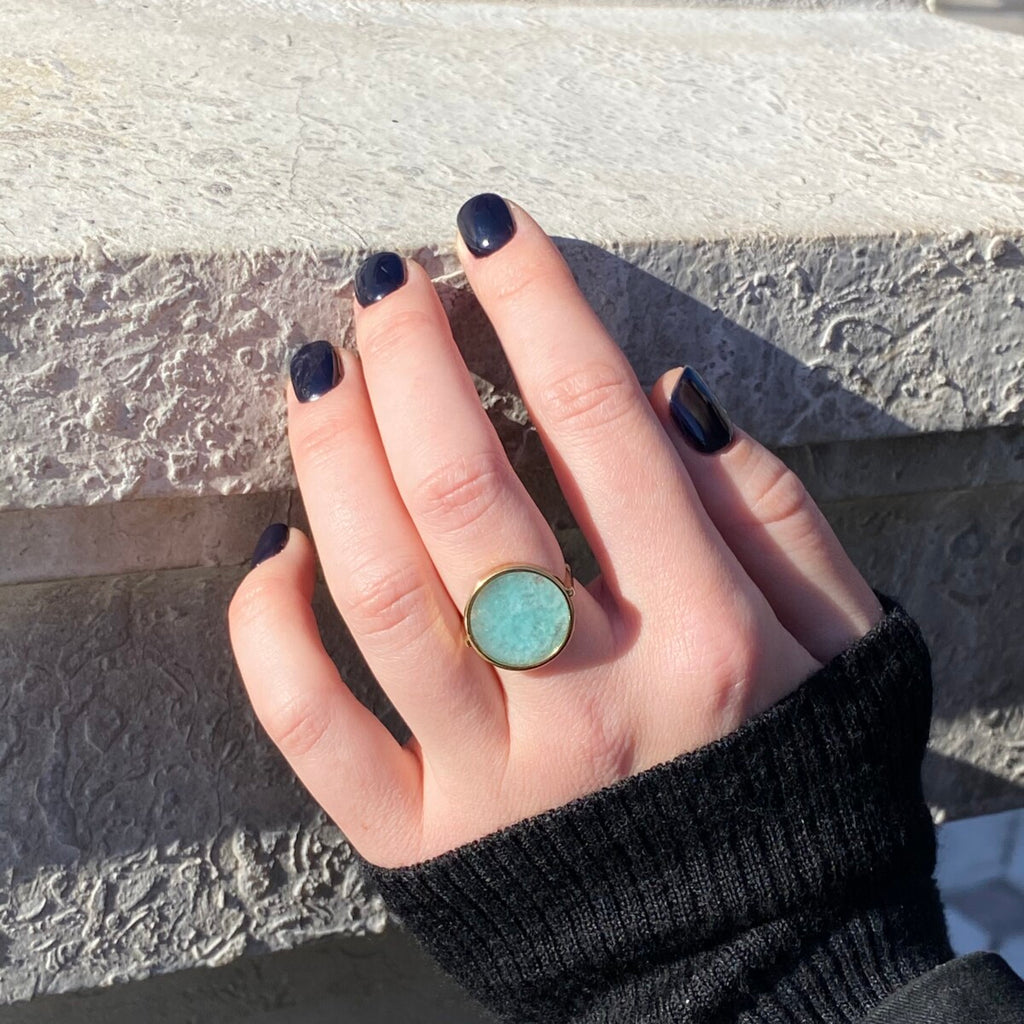 Bague en acier inoxydable avec médaille en nacre