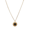 Collier pendentif médaille soleil en acier inoxydable.