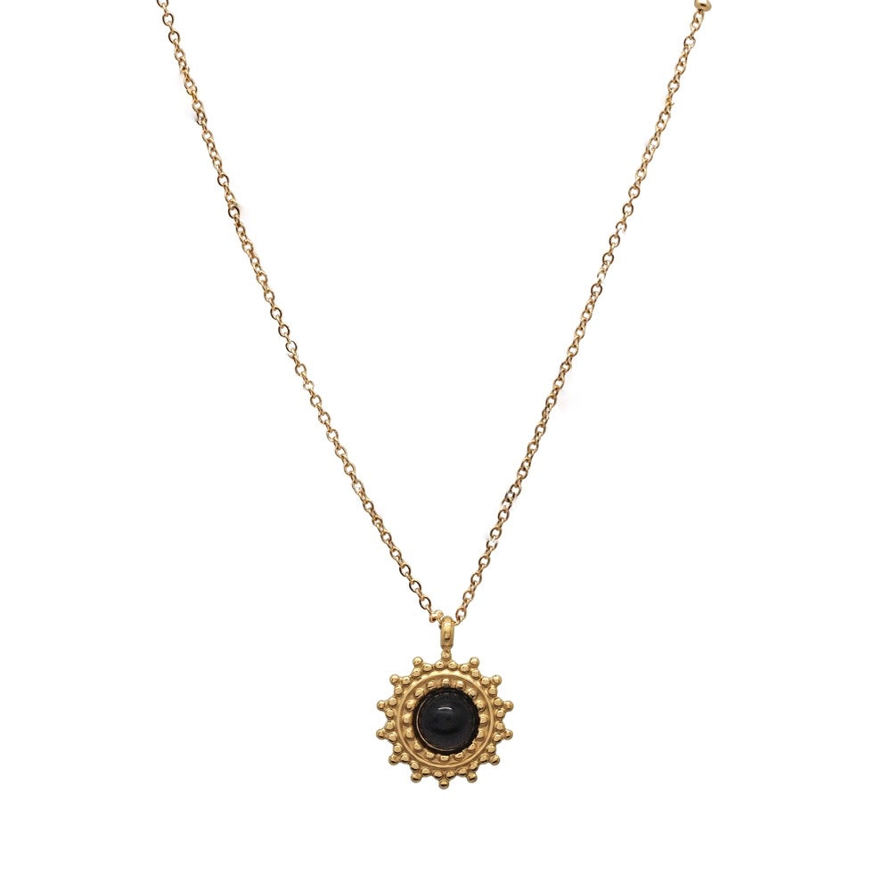 Collier pendentif médaille soleil en acier inoxydable.