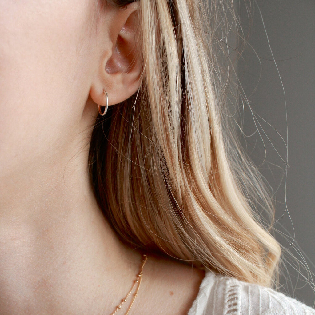 Boucles d’oreilles mini créoles en Argent 925