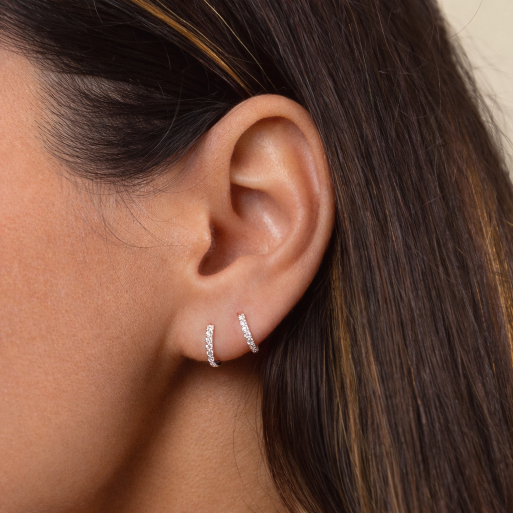 Boucles d'oreilles créoles zircons Argent 925 diamètre 6,7,8 ou 9 mm