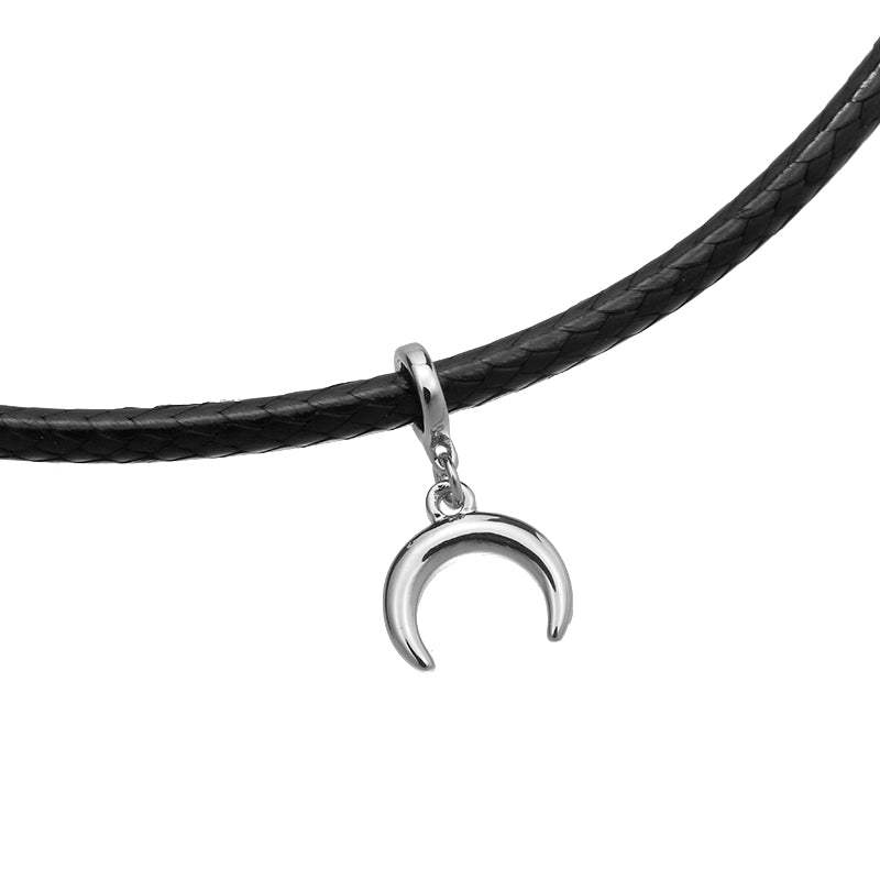 Collier ras-de-cou pendentif corne - Buffalo Charm - Taille réglable.