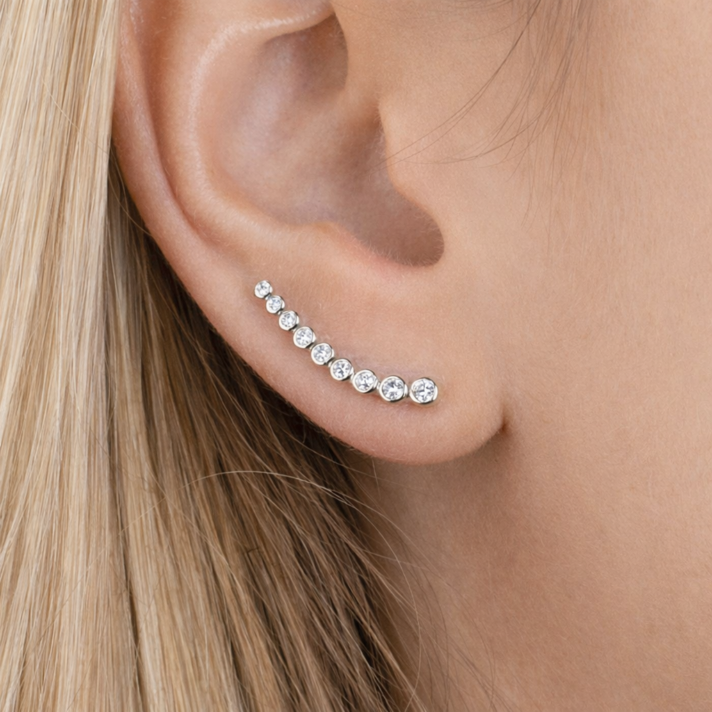 Boucle d’oreille grimpante argent 925 sertie de zircons – Ear climber élégant